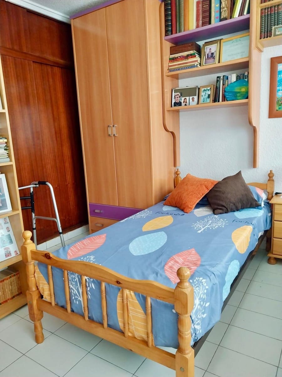 2 bedroom Apartment for sale in Guardamar del Segura - € 267,800 (Ref: 9715000)