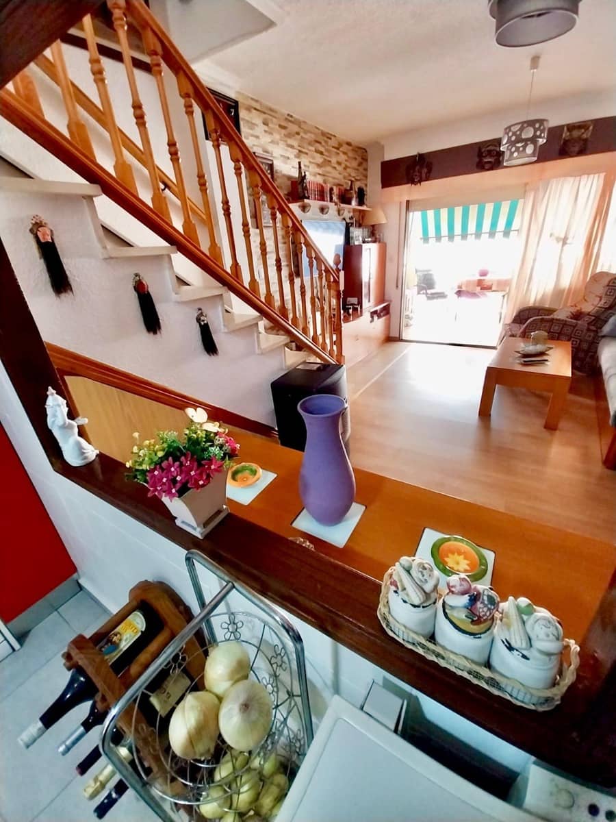 2 bedroom Apartment for sale in Guardamar del Segura - € 267,800 (Ref: 9715000)