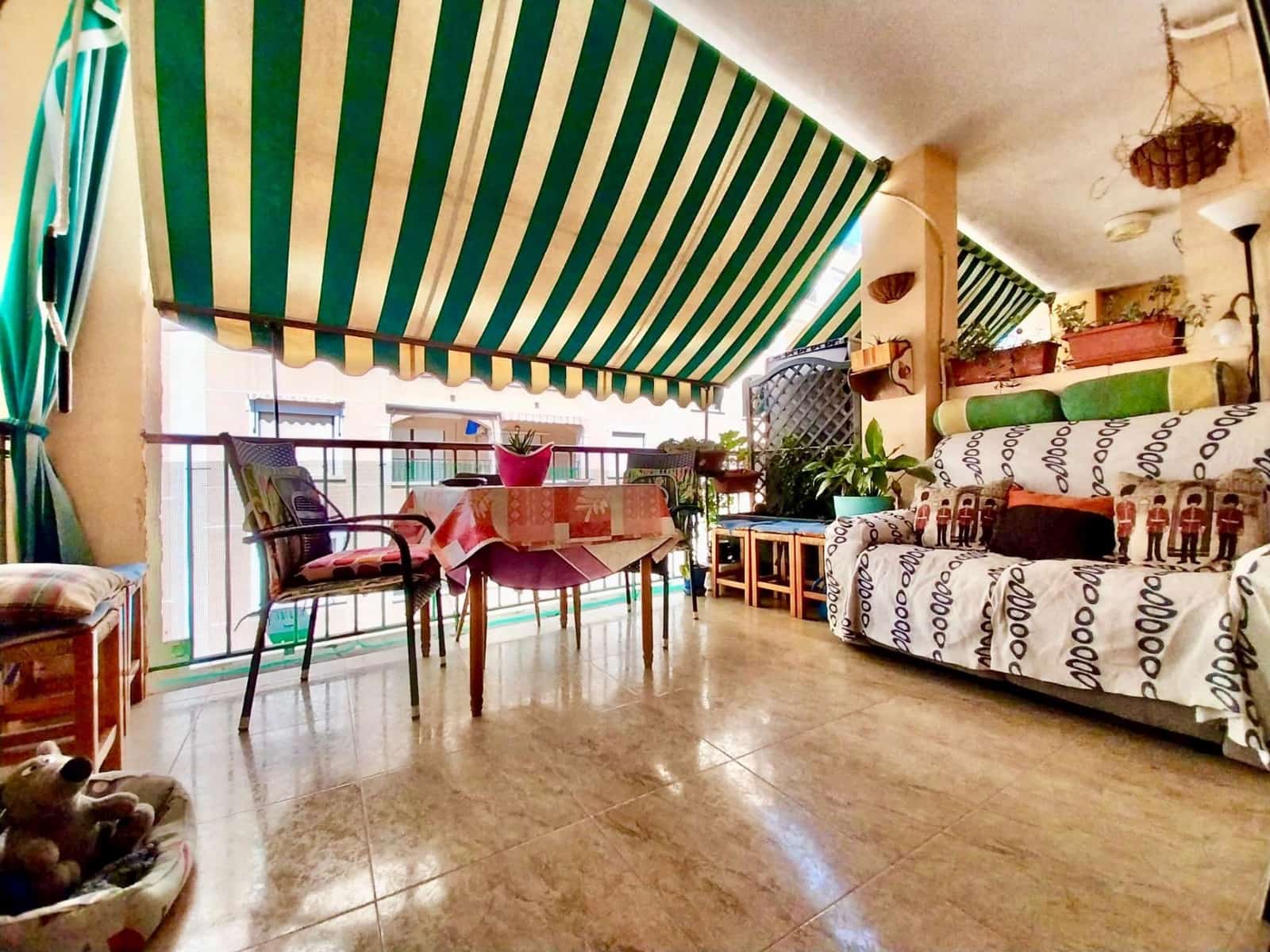 2 bedroom Apartment for sale in Guardamar del Segura - € 267,800 (Ref: 9715000)