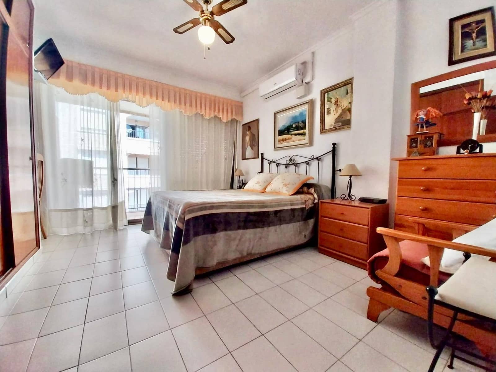 2 bedroom Apartment for sale in Guardamar del Segura - € 267,800 (Ref: 9715000)