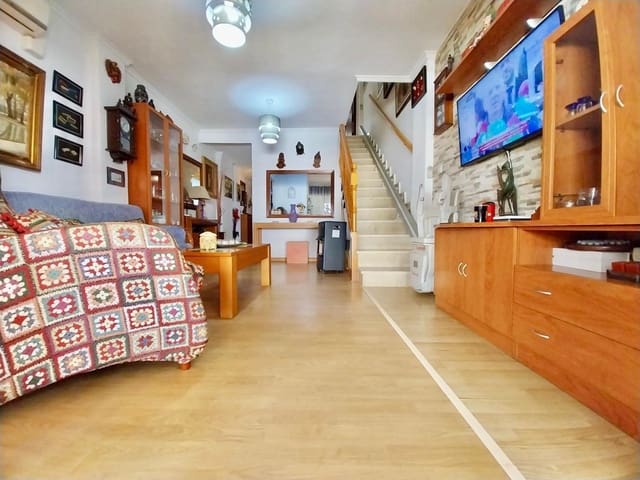 2 chambre Appartement à vendre à Guardamar Playa, Guardamar del Segura - 239 000 € (Ref: 9715000)