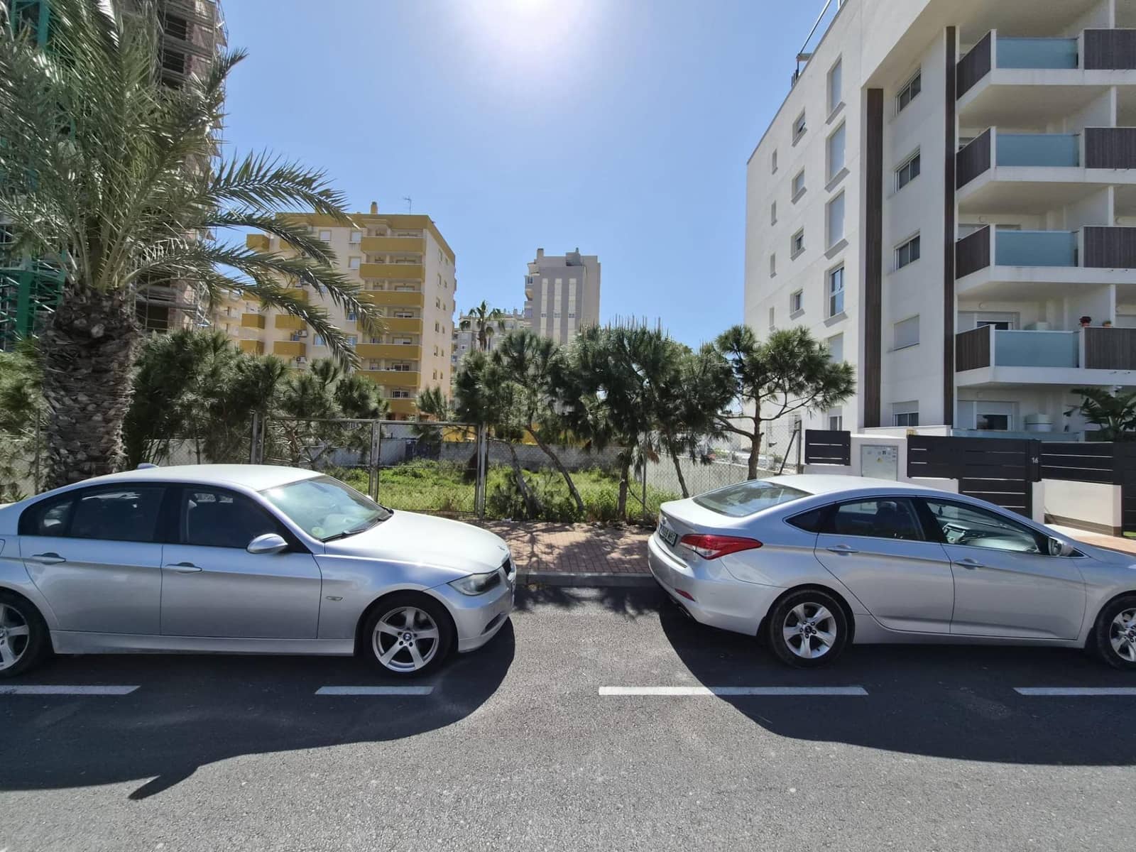 Building Plot for sale in Guardamar del Segura - € 420,000 (Ref: 9732227)