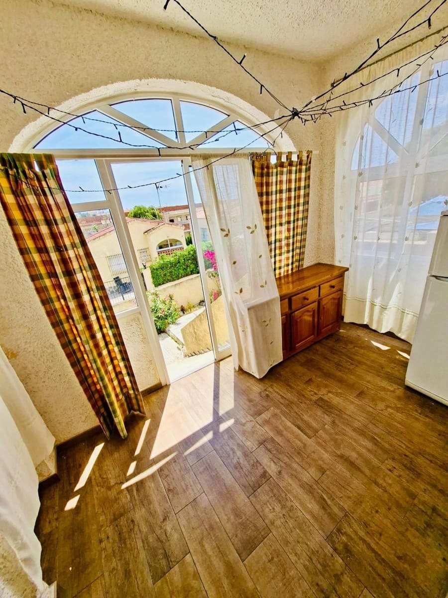 2 Zimmer Villa zu verkaufen in San Fulgencio - 175.000 € (Ref: 9820611)