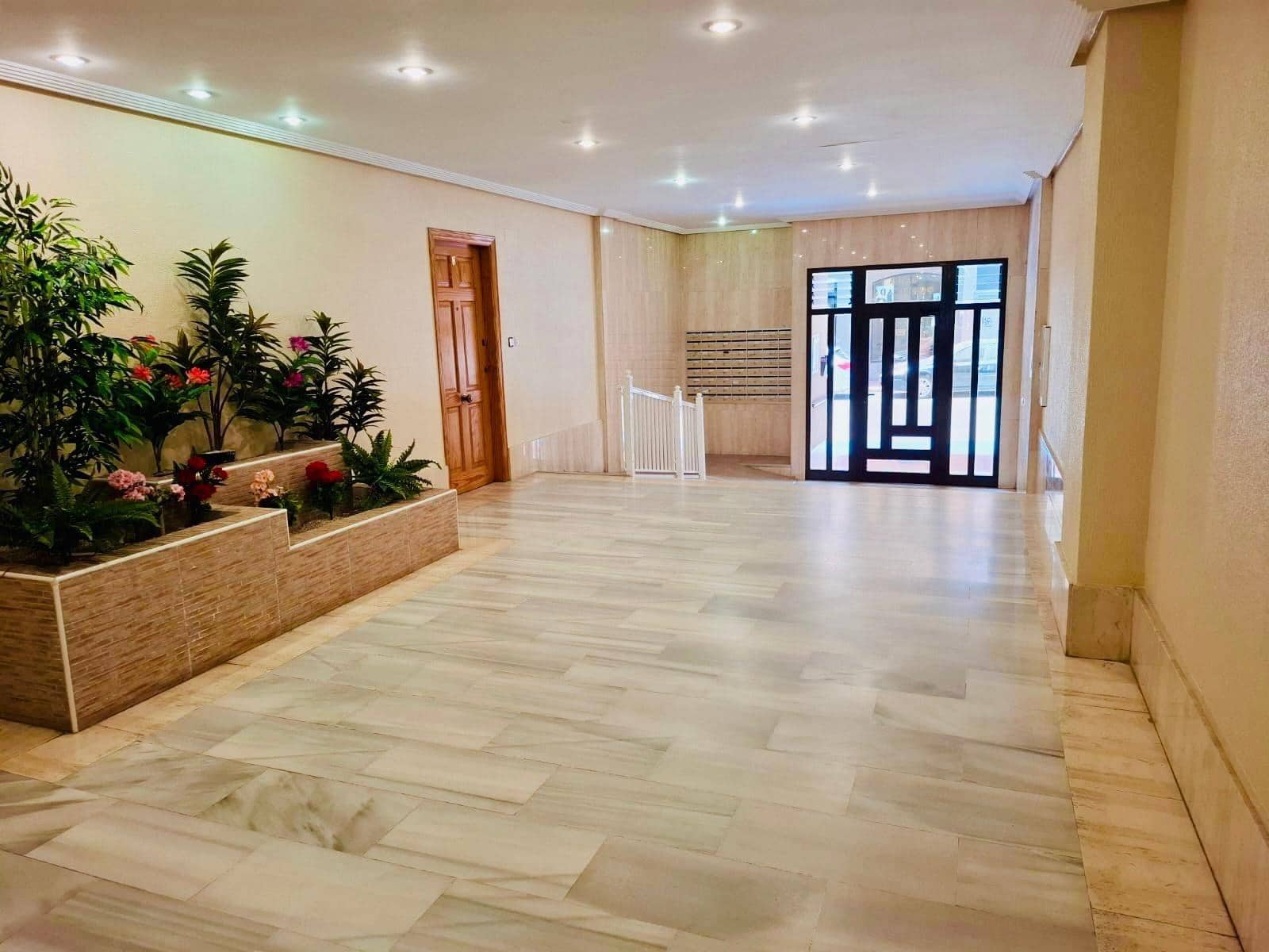 2 makuuhuone Huoneisto vuokrattavana paikassa Guardamar del Segura - 700 € (Ref: 9836399)