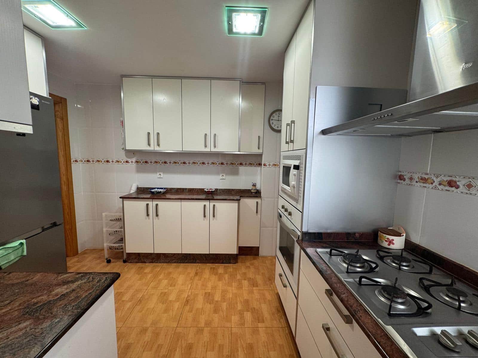3 bedroom Apartment for sale in Guardamar del Segura - € 206,000 (Ref: 9878949)