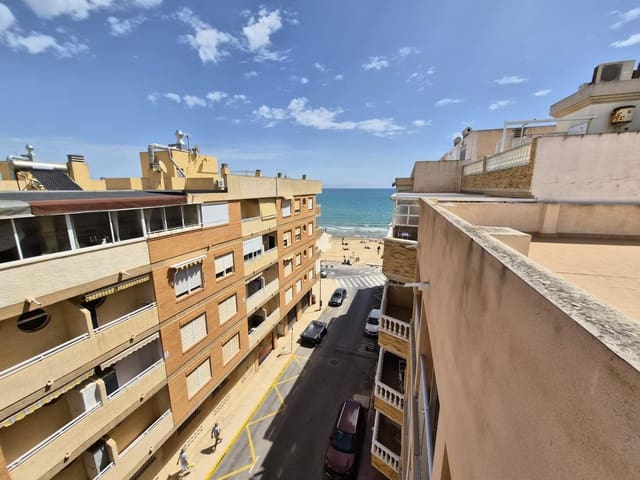 3 bedroom Apartment for sale in Guardamar del Segura - € 206,000 (Ref: 9878949)