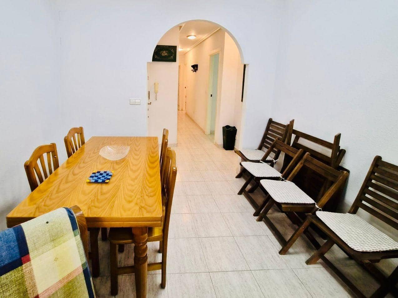 Apartamento de 2 habitaciones en Guardamar del Segura en venta - 193.900 € (Ref: 9878950)