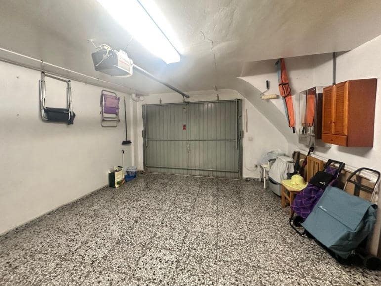 4 sypialnia Bungalow na sprzedaż w Guardamar del Segura z basenem garażem - 435 000 € (Ref: 9893972)