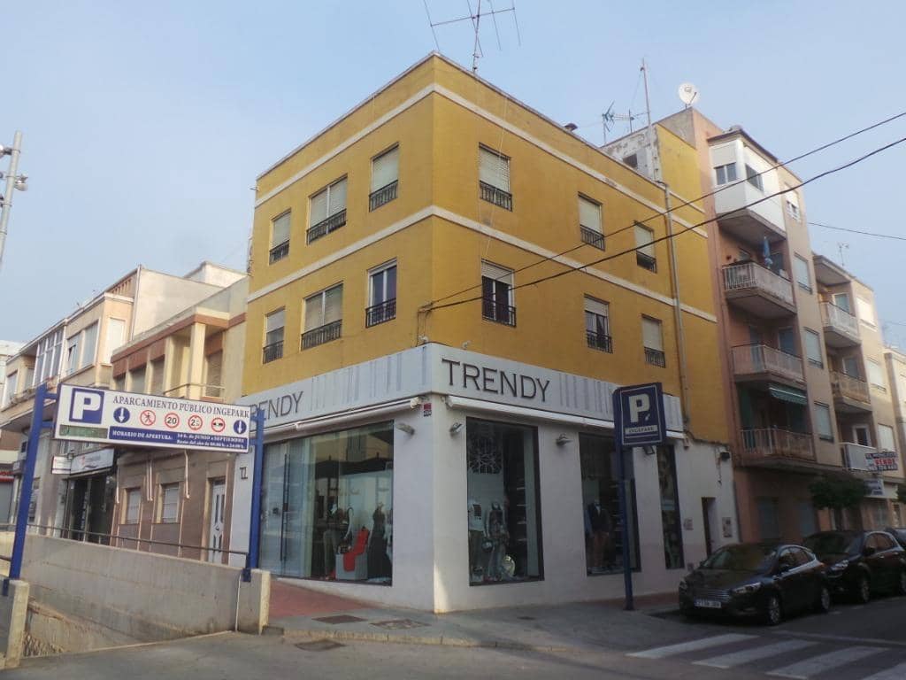 Erhverv til salg i Guardamar del Segura - € 1.050.000 (Ref: 9893979)