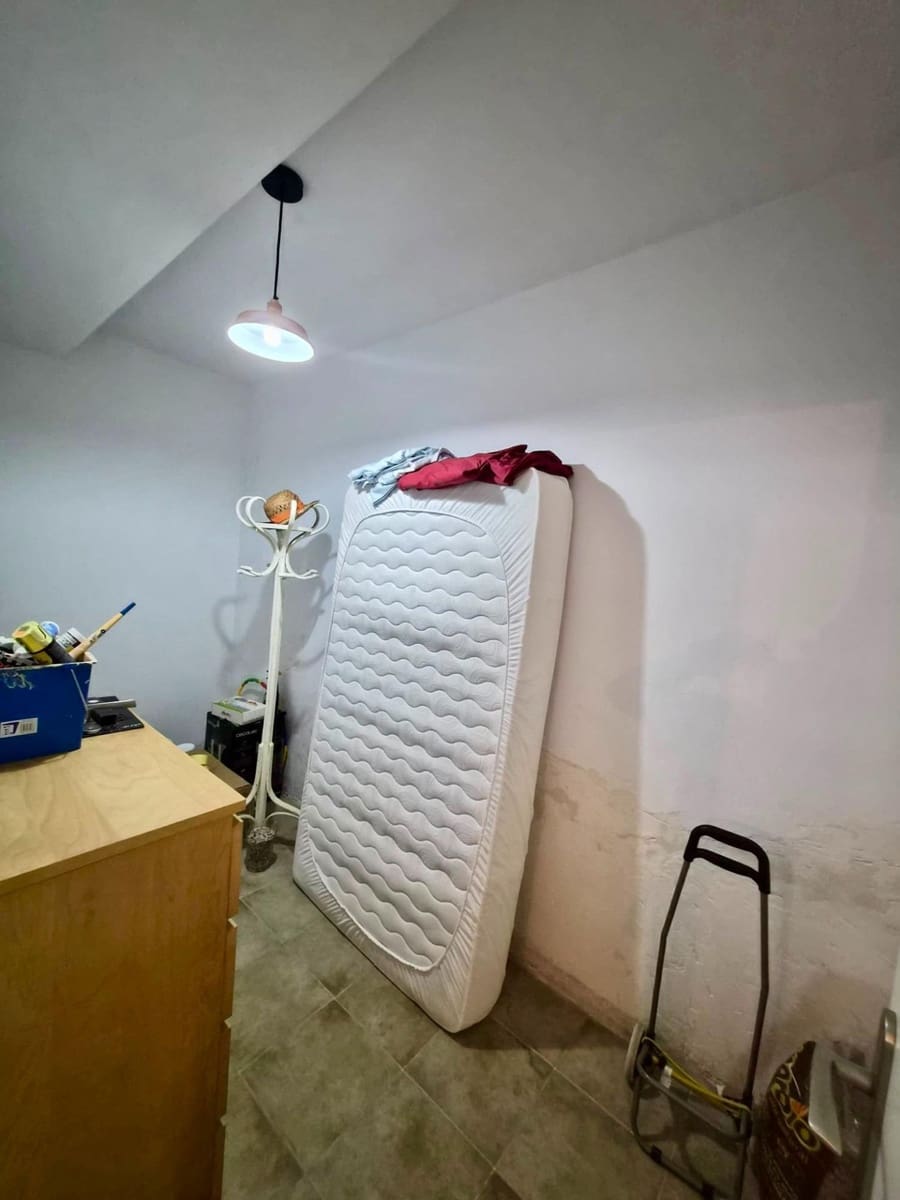 4 makuuhuone Rivitalo myytävänä paikassa Guardamar del Segura mukana uima-altaan - 269 000 € (Ref: 9898882)