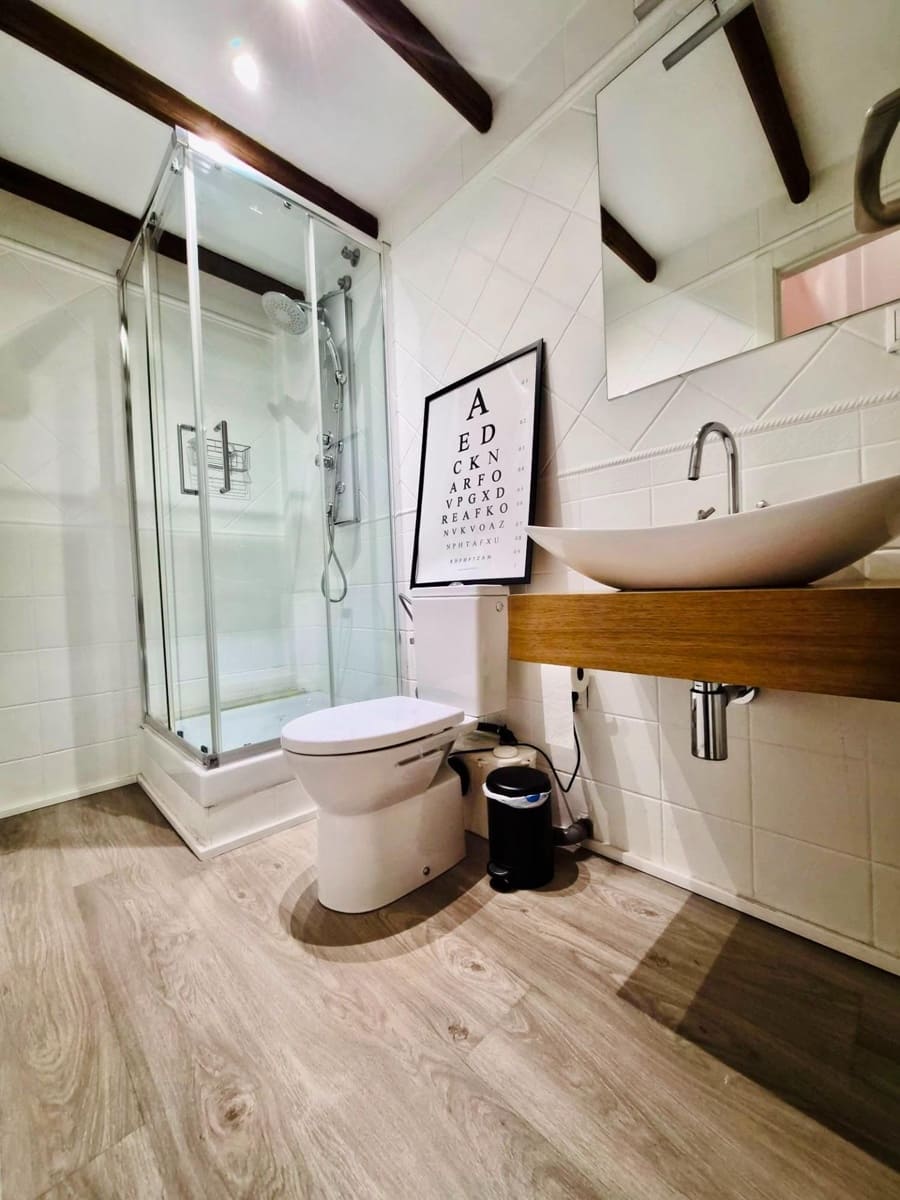 4 makuuhuone Rivitalo myytävänä paikassa Guardamar del Segura mukana uima-altaan - 269 000 € (Ref: 9898882)