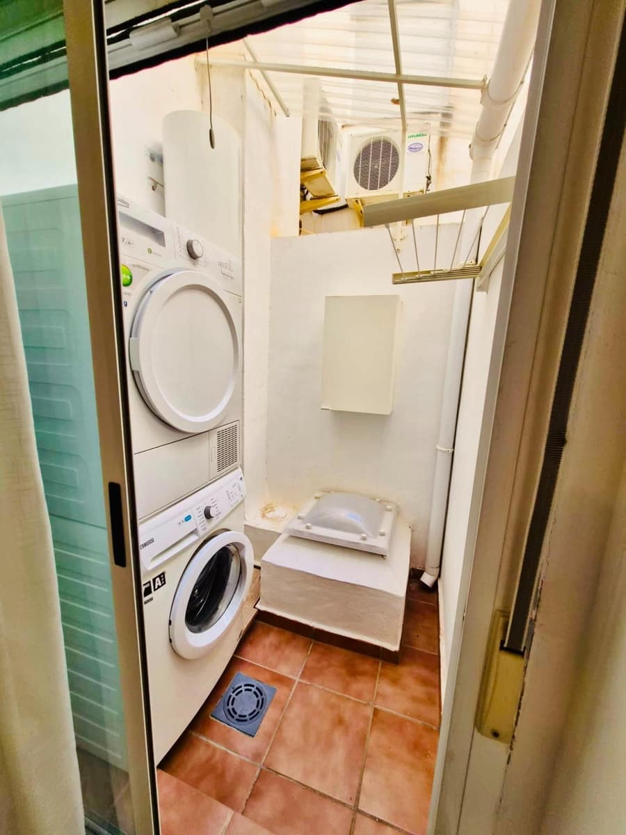 4 makuuhuone Rivitalo myytävänä paikassa Guardamar del Segura mukana uima-altaan - 269 000 € (Ref: 9898882)