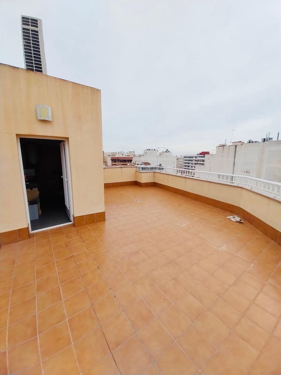 2 quarto Apartamento para arrendar em Guardamar del Segura - 1 000 € (Ref: 9922389)