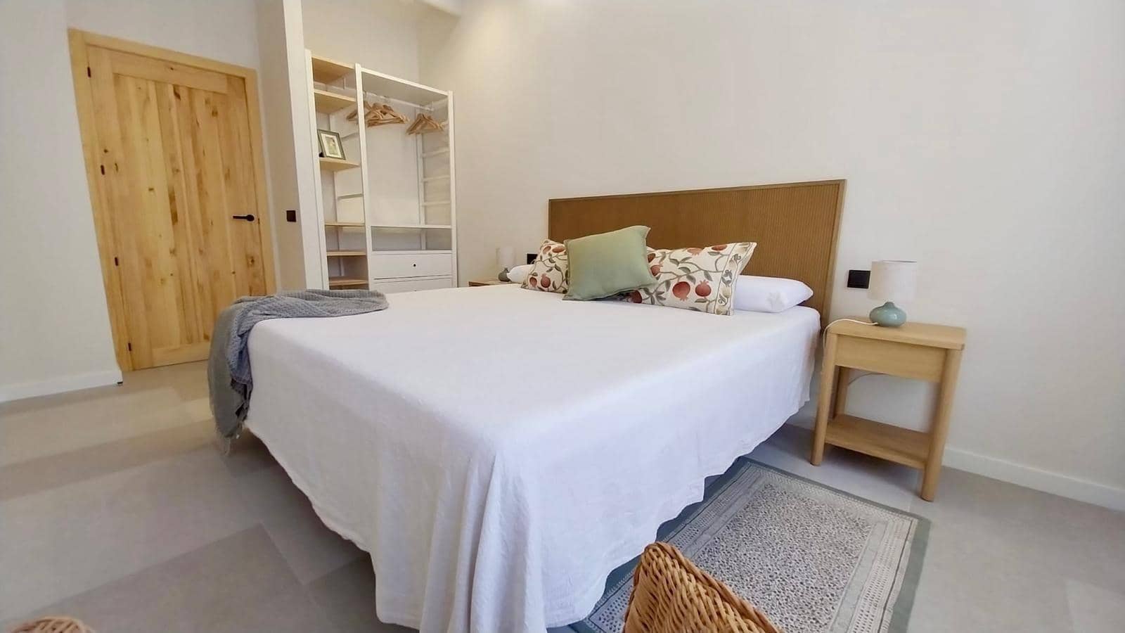2 quarto Apartamento para arrendar em Guardamar del Segura - 1 000 € (Ref: 9922389)