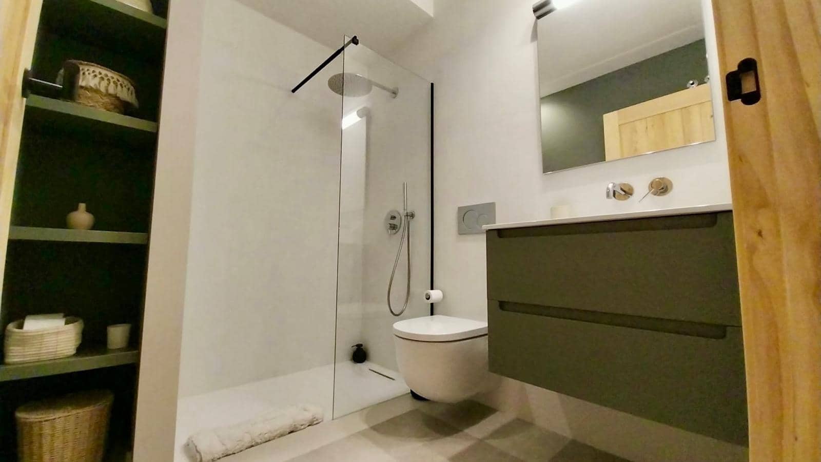 2 quarto Apartamento para arrendar em Guardamar del Segura - 1 000 € (Ref: 9922389)