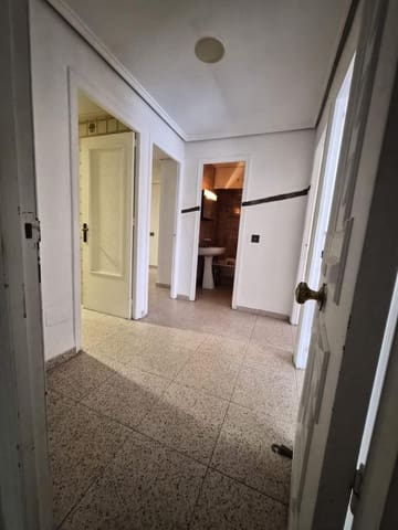 3 soverom Hus til salgs i Zona Pueblo, Guardamar del Segura med garasje - € 244 000 (Ref: 9927513)