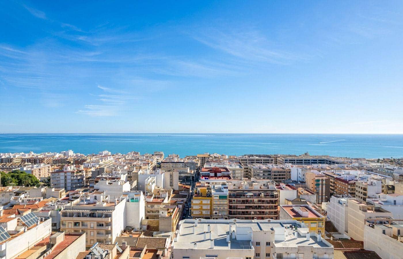 3 soverom Hus til salgs i Guardamar del Segura med garasje - € 244 000 (Ref: 9927513)