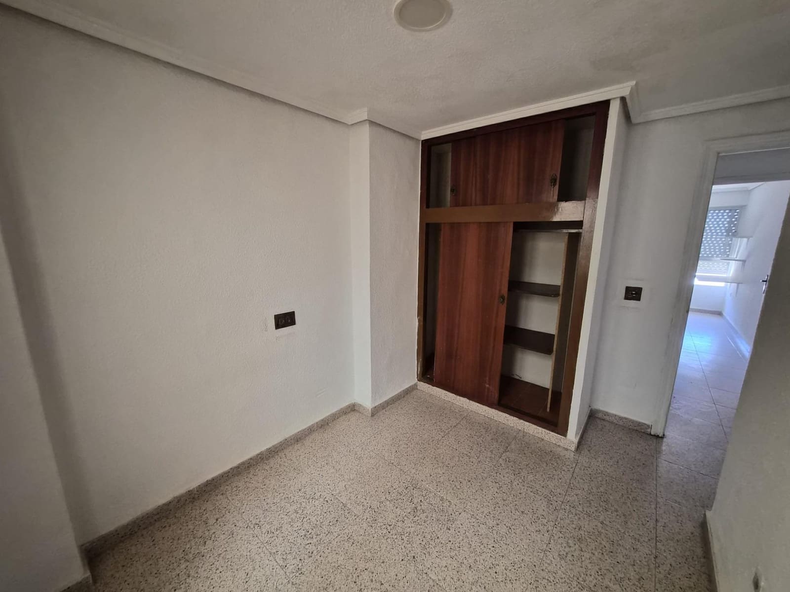3 soverom Hus til salgs i Guardamar del Segura med garasje - € 244 000 (Ref: 9927513)