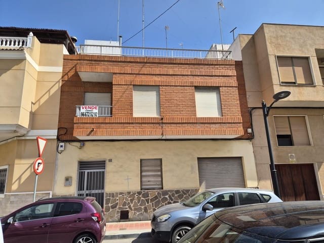 3 soverom Hus til salgs i Zona Pueblo, Guardamar del Segura med garasje - € 244 000 (Ref: 9927513)