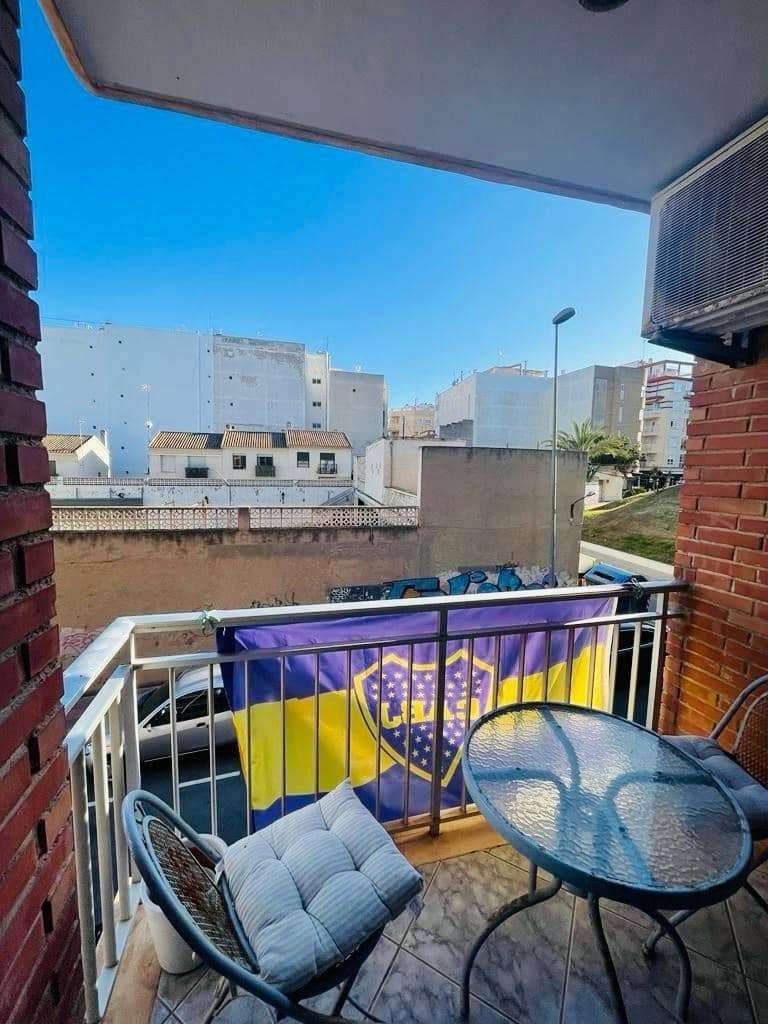 2 soverom Leilighet til leie i Guardamar del Segura med garasje - € 700 (Ref: 9934291)
