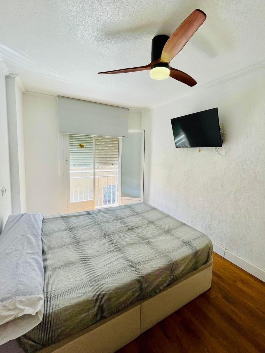 2 soverom Leilighet til leie i Guardamar del Segura med garasje - € 700 (Ref: 9934291)