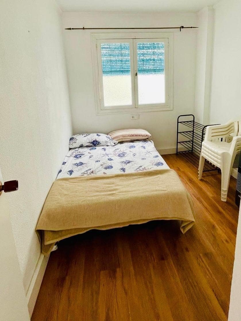 2 soverom Leilighet til leie i Guardamar del Segura med garasje - € 700 (Ref: 9934291)