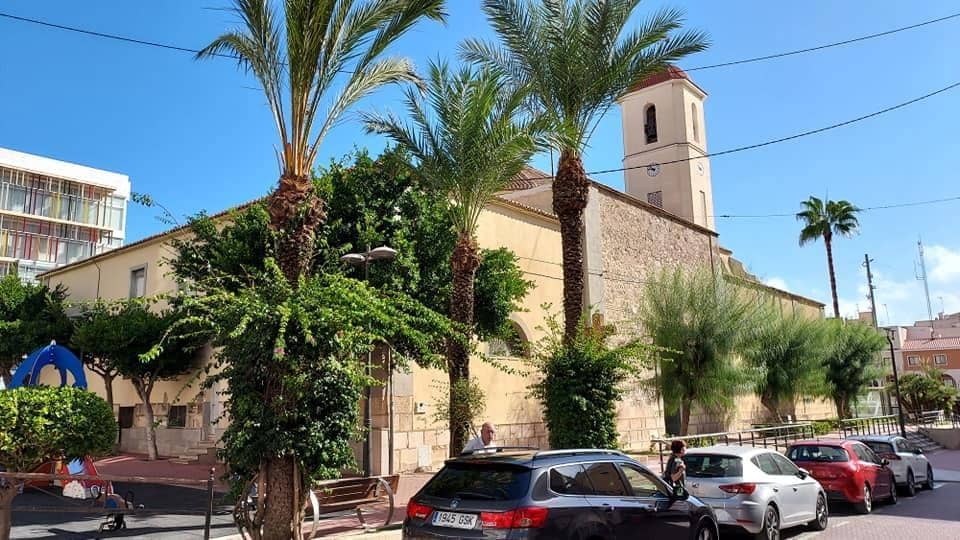 2 soverom Leilighet til leie i Guardamar del Segura med garasje - € 700 (Ref: 9934291)