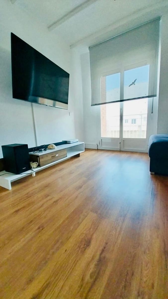 2 bedroom Apartment for rent in Guardamar del Segura with garage - € 750 (Ref: 9934291)