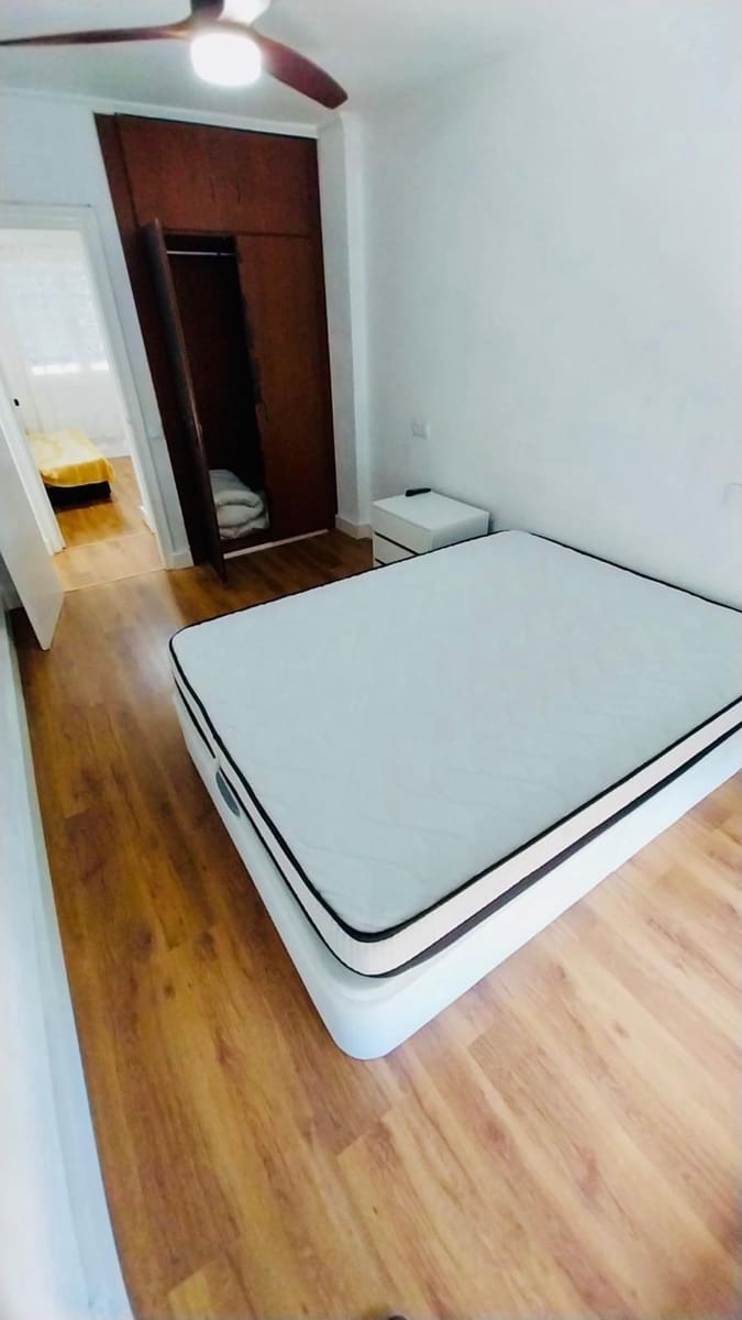 2 bedroom Apartment for rent in Guardamar del Segura with garage - € 750 (Ref: 9934291)