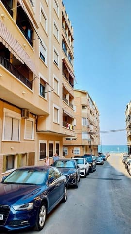 3 soverom Leilighet til leie i Guardamar del Segura med svømmebasseng - € 900 (Ref: 9990792)