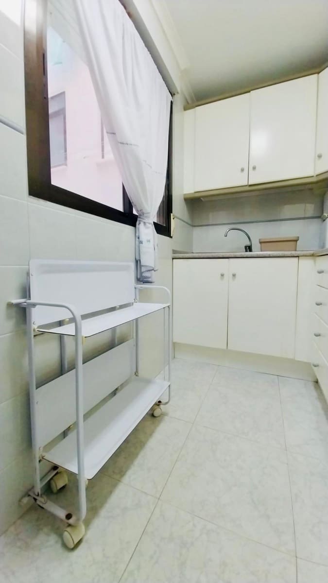 3 soverom Leilighet til leie i Guardamar del Segura med svømmebasseng - € 900 (Ref: 9990792)