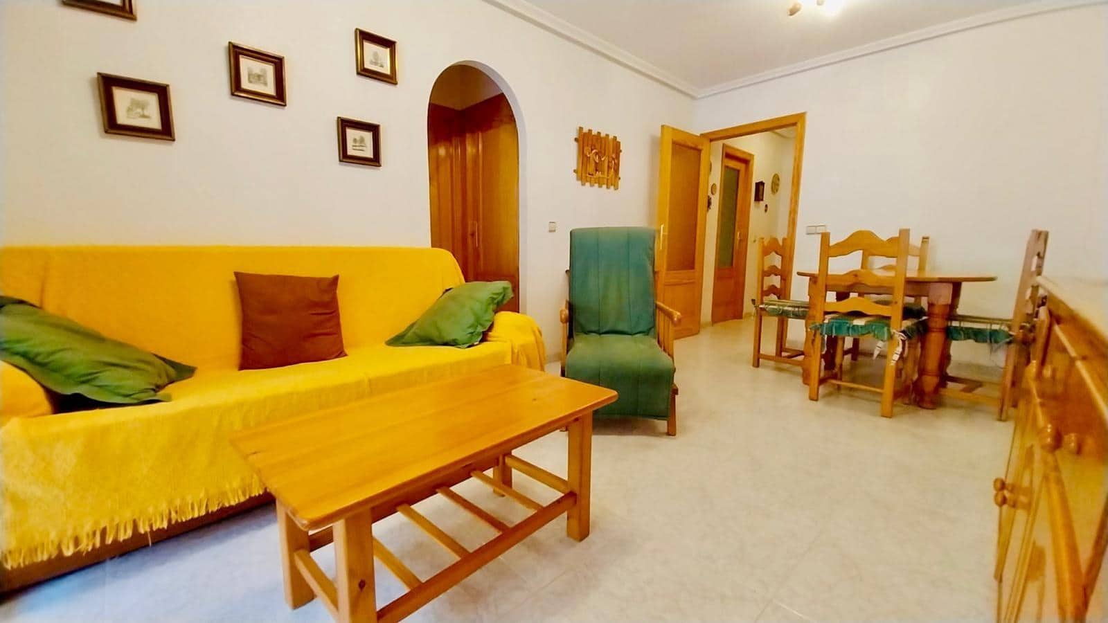 3 soverom Leilighet til leie i Guardamar del Segura med svømmebasseng - € 900 (Ref: 9990792)