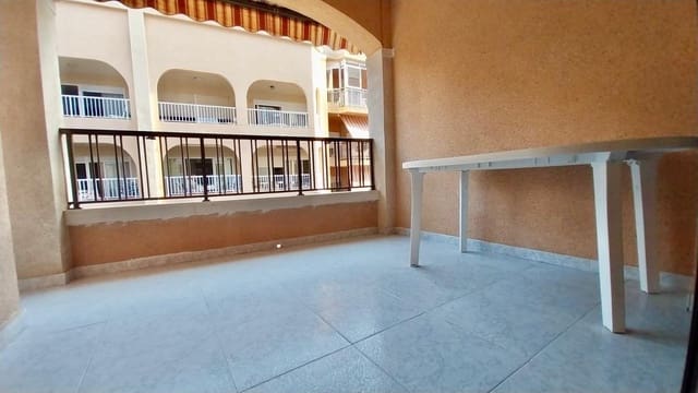 3 soverom Leilighet til leie i Guardamar del Segura med svømmebasseng - € 900 (Ref: 9990792)