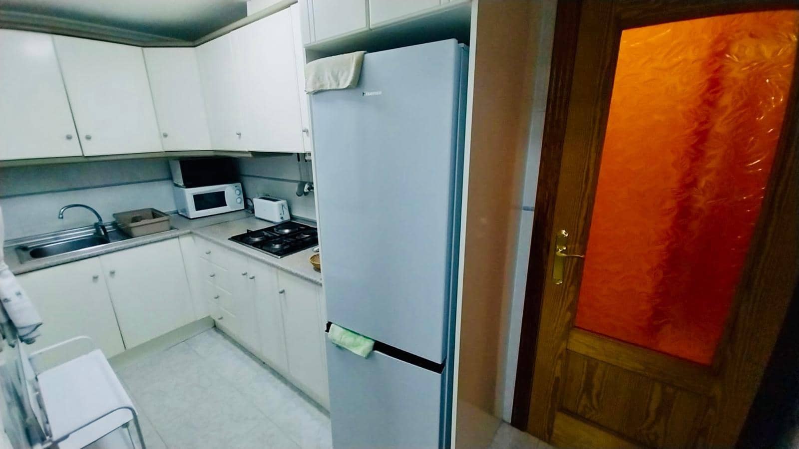 3 soverom Leilighet til leie i Guardamar del Segura med svømmebasseng - € 900 (Ref: 9990792)