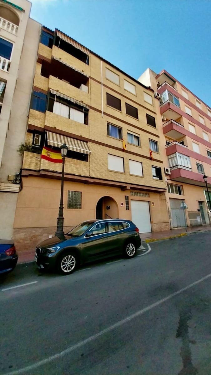 4 sypialnia Apartament na sprzedaż w Guardamar del Segura - 245 990 € (Ref: 9998879)