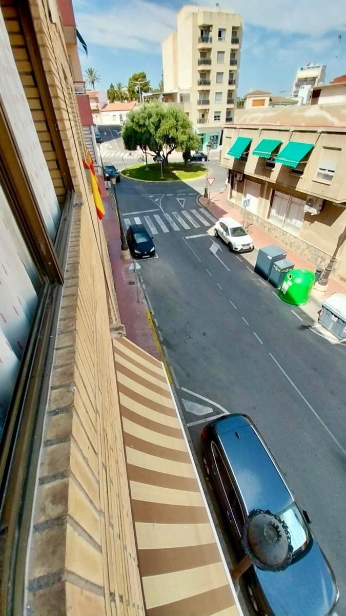 4 sypialnia Apartament na sprzedaż w Guardamar del Segura - 245 990 € (Ref: 9998879)