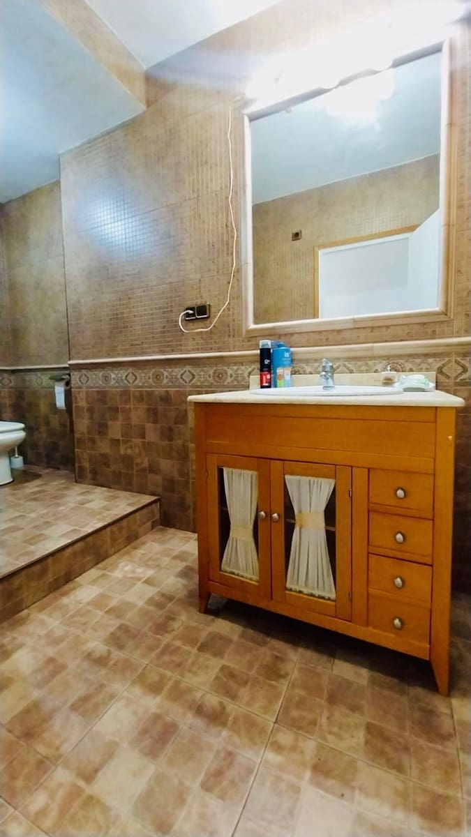 4 sypialnia Apartament na sprzedaż w Guardamar del Segura - 245 990 € (Ref: 9998879)