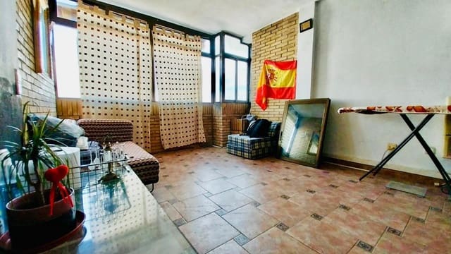Apartamento de 4 habitaciones en Guardamar del Segura en venta - 245.990 € (Ref: 9998879)