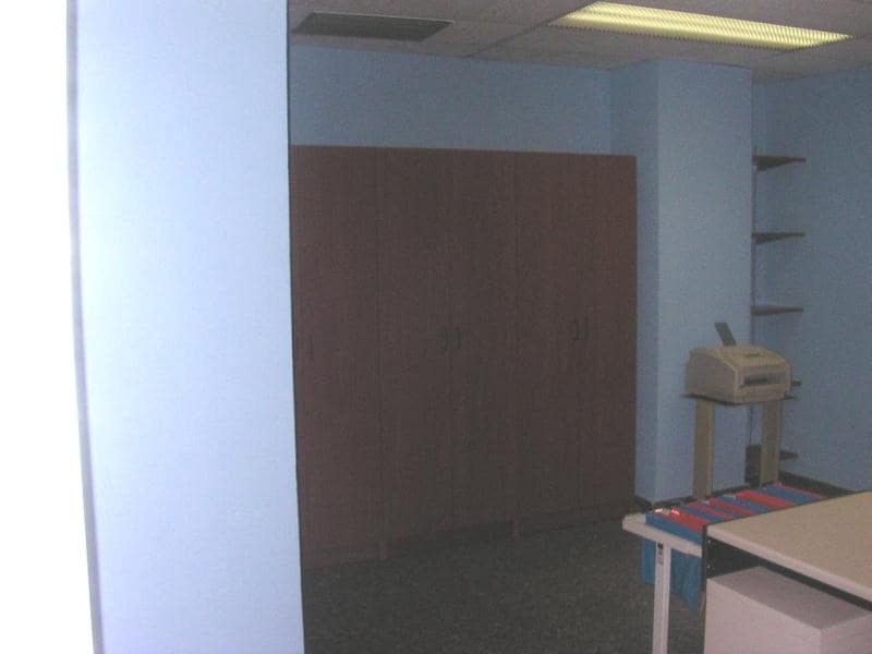 Office for rent in Castello de la Plana - € 650 (Ref: 9841094)