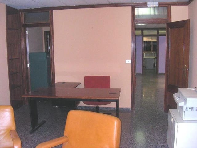 Kantoor te huur in Centro, Castelló de la Plana - € 650 (Ref: 9841094)