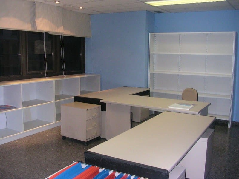 Office for rent in Castello de la Plana - € 650 (Ref: 9841094)