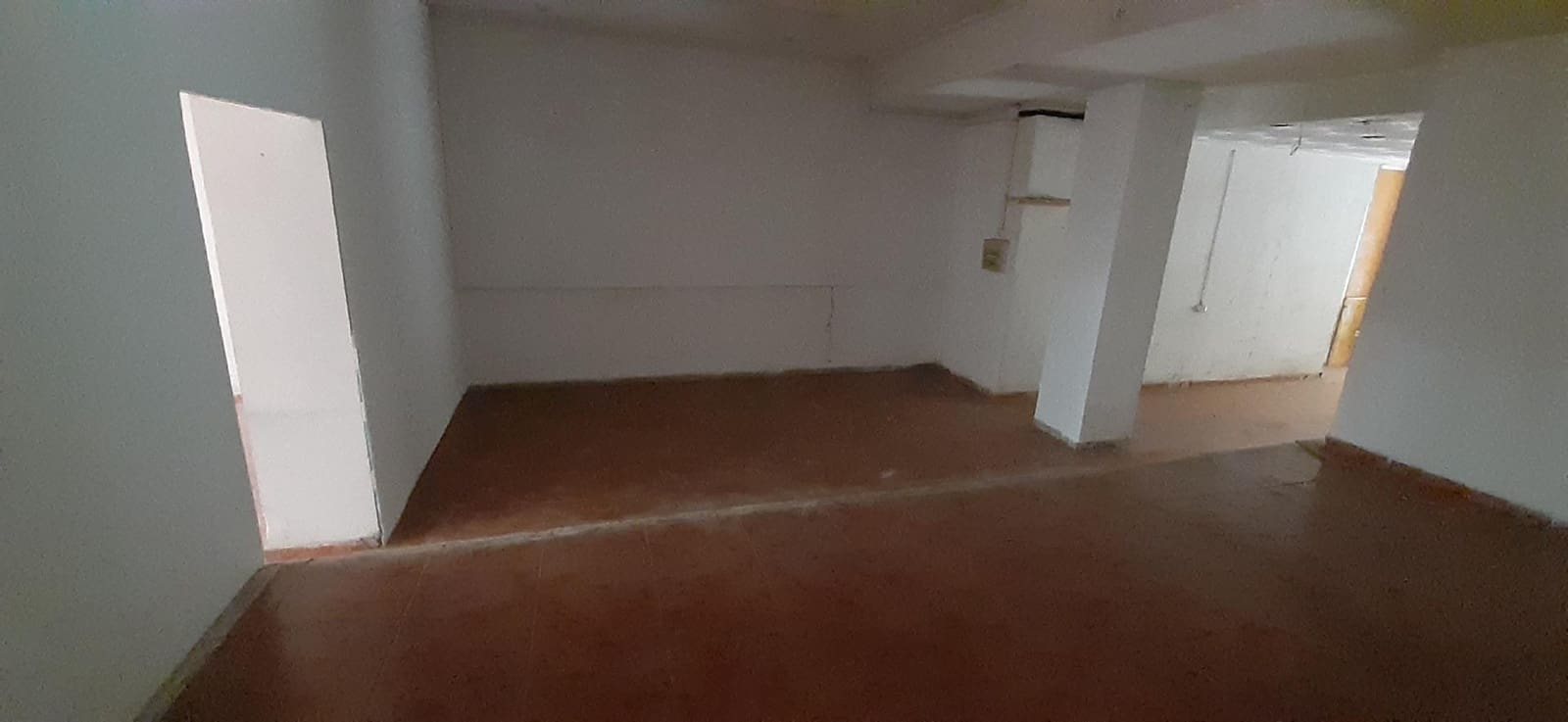 Commercial for rent in Castello de la Plana - € 500 (Ref: 9841095)