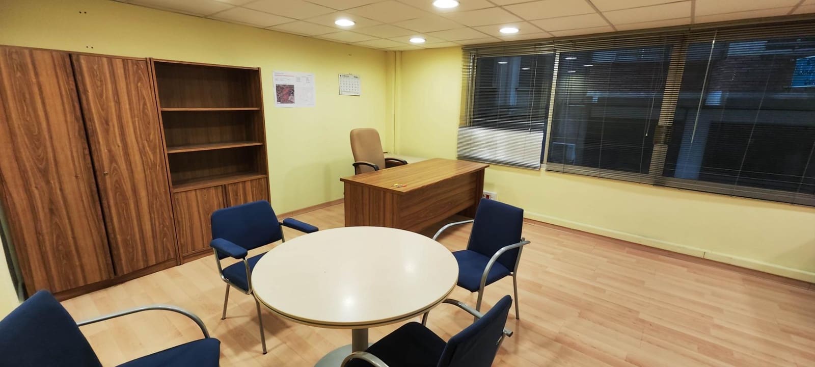 Office for rent in Castello de la Plana - € 400 (Ref: 9841099)