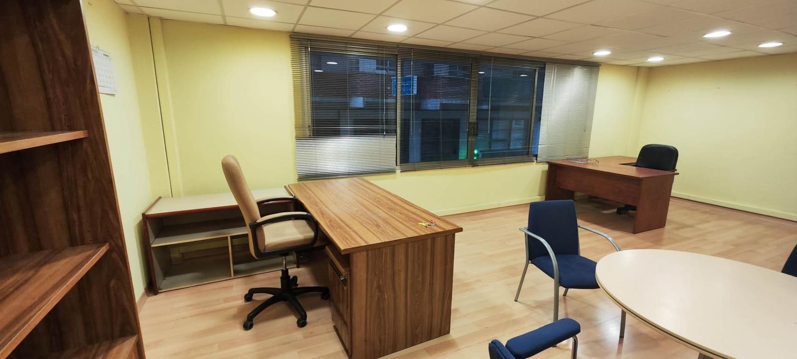 Office for rent in Castello de la Plana - € 400 (Ref: 9841099)