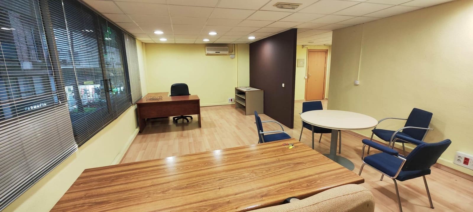 Office for rent in Castello de la Plana - € 400 (Ref: 9841099)
