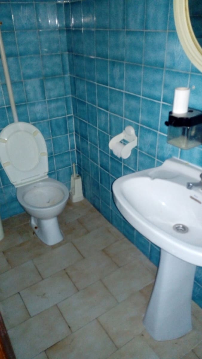 6 bedroom Townhouse for sale in Castello de la Plana - € 300,000 (Ref: 9841101)
