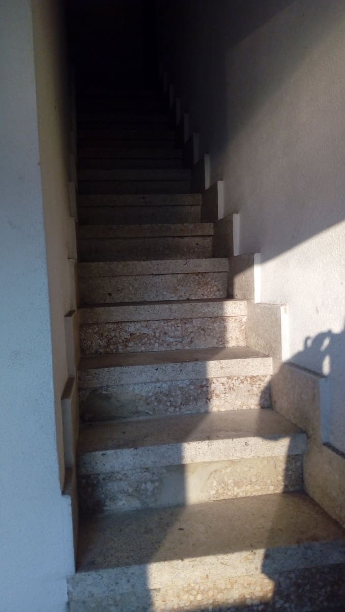 6 bedroom Townhouse for sale in Castello de la Plana - € 300,000 (Ref: 9841101)