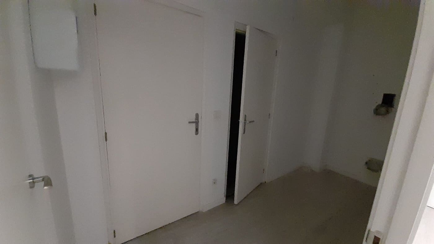Commercial for sale in Castello de la Plana - € 84,000 (Ref: 9841103)