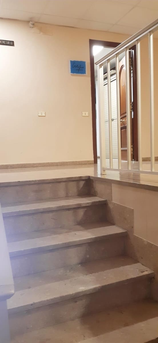 Kontor til salg i Castello de la Plana - € 50.000 (Ref: 9841104)