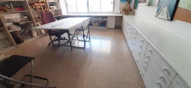 Kontor til salg i Centro, Castelló de la Plana - € 50.000 (Ref: 9841104)